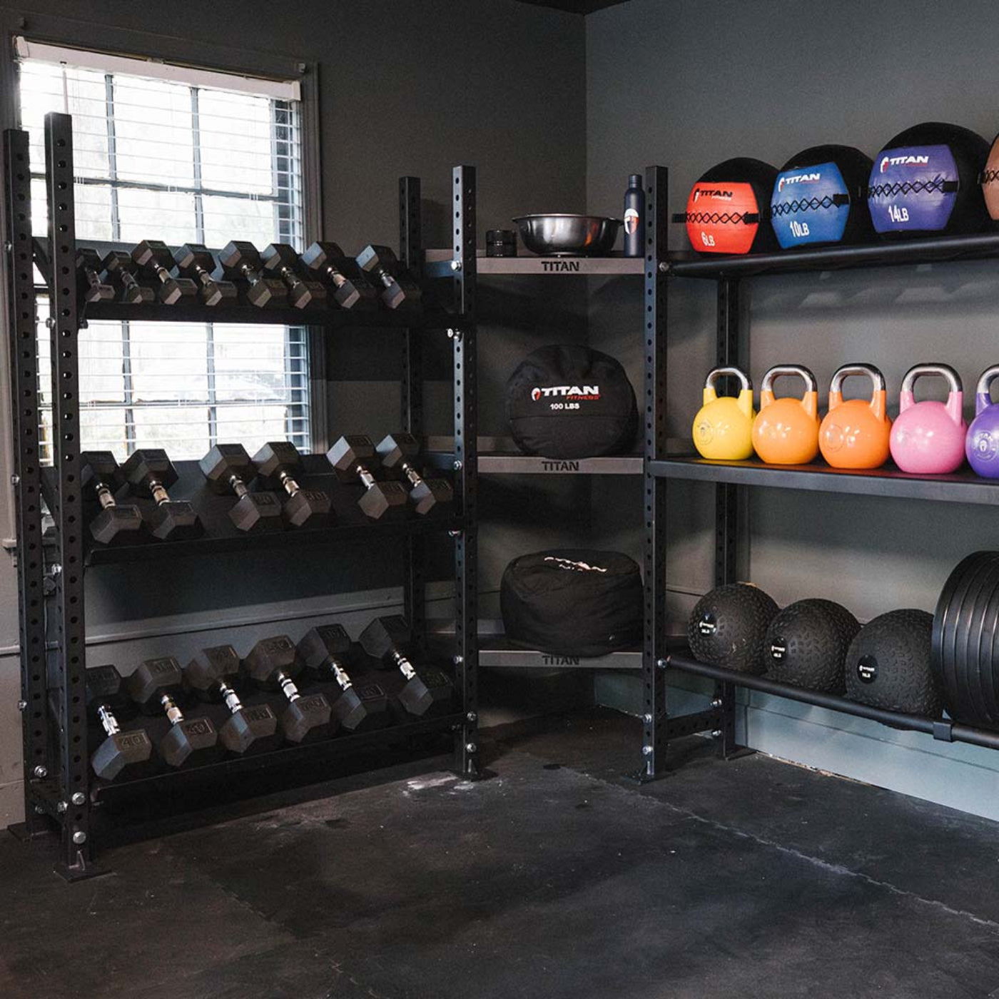 Titan fitness Elite Series Mass Storage System with Adjustable Shelves - 401938