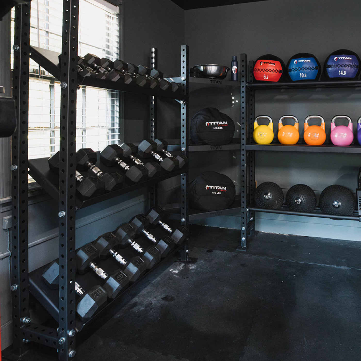 Titan fitness Elite Series Mass Storage System with Adjustable Shelves - 401938